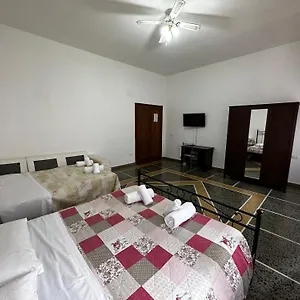 Gare 2 Bed and breakfast Pisa